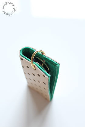 20230407_18068_iphone cardcase.jpg